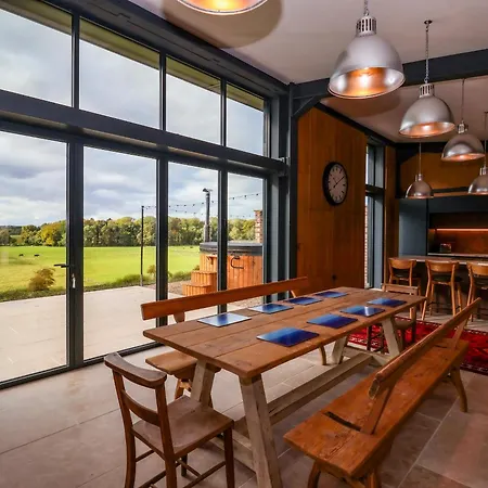 Brock House Feriehus