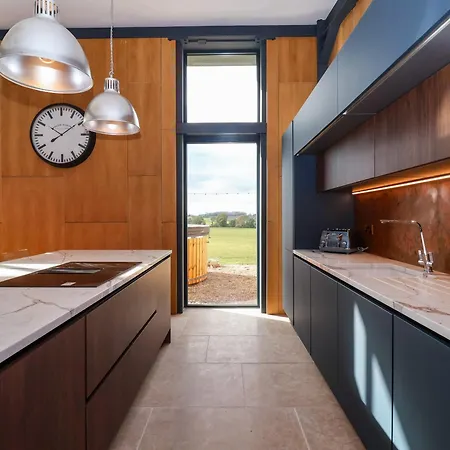 Brock House بيت للعطل